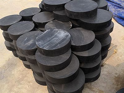 伽师县板式橡胶支座由若干层橡胶片与薄钢板经加压硫化